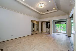 9712 Longmont Dr, Houston, TX 77063 - Photo 28