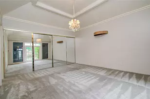 9712 Longmont Dr, Houston, TX 77063 - Photo 30