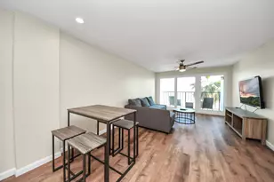 7310 Seawall Blvd, Galveston, TX 77551 - Photo 4