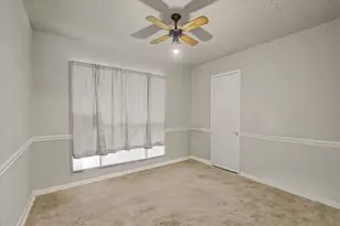 1302 Canyon Springs Dr, La Porte, TX 77571 - Photo 16