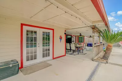1302 Canyon Springs Drive, La Porte, TX 77571 - Photo 24