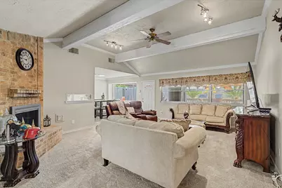 1302 Canyon Springs Drive, La Porte, TX 77571 - Photo 6