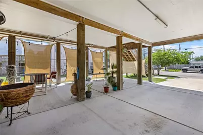 710 35th Street, Galveston, TX 77550 - Photo 22