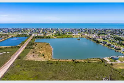 1105 Bobs Road, Crystal Beach, TX 77650 - Photo 18