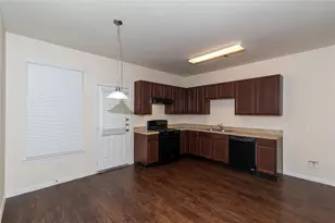 9722 Cira Court, Houston, TX 77044 - Photo 4