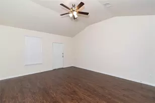 9722 Cira Court, Houston, TX 77044 - Photo 6