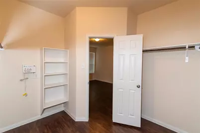 9722 Cira Court, Houston, TX 77044 - Photo 10