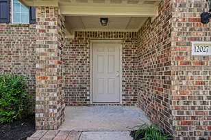 12027 Windage Dr, La Marque, TX 77568 - Photo 4