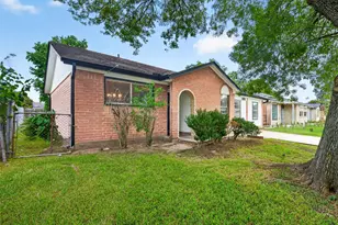 12711 Greenshire Dr Dr, Houston, TX 77048 - Photo 2