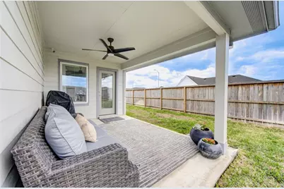 29322 Hoelzen Hollow Drive, Katy, TX 77494 - Photo 14