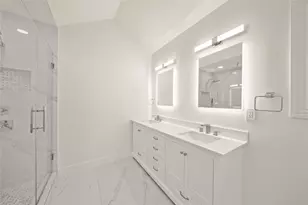 2008 Dryden Rd, Houston, TX 77030 - Photo 14