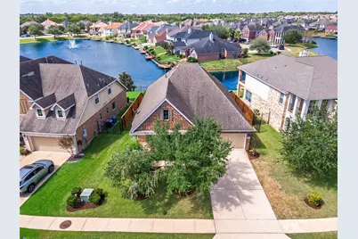 2918 Lake Villa Drive, Missouri City, TX 77459 - Photo 32