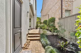 14 Jetty Point Dr, The Woodlands, TX 77380 - Photo 28