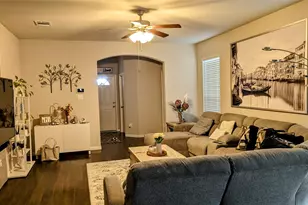 2125 Windy Grove Dr, Texas City, TX 77568 - Photo 2