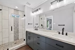 436 Owens St, Houston, TX 77029 - Photo 2