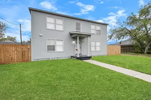 116 Marian St, Baytown, TX 77520 - Photo 6