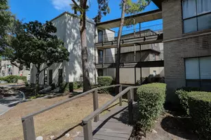 3035 Walnut Bend Ln, Houston, TX 77042 - Photo 10