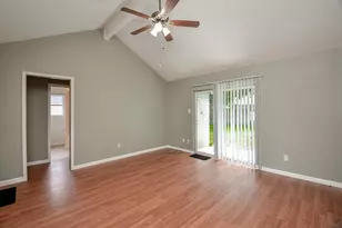 10418 Sagestar Ln, Houston, TX 77089 - Photo 16