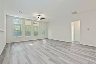 143 Scarlet Maple Ct, Conroe, TX 77318 - Photo 12