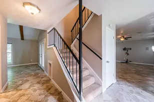 10422 Gulfstream Ln, Sugar Land, TX 77498 - Photo 20