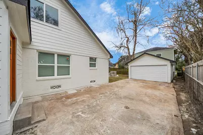 608 Graceland Street, Houston, TX 77009 - Photo 32