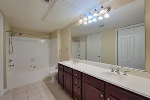 7575 Kirby Dr, Houston, TX 77030 - Photo 14