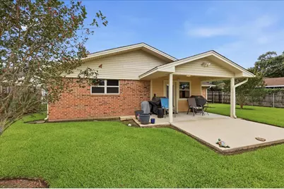 1012 Mimosa Drive, Nederland, TX 77627 - Photo 32
