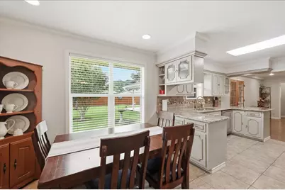 1012 Mimosa Drive, Nederland, TX 77627 - Photo 10