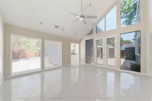703 Queensmill Ct, Houston, TX 77079 - Photo 14
