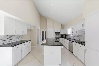 703 Queensmill Court, Houston, TX 77079 - Photo 10