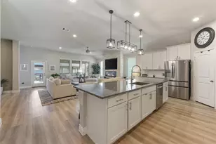 31211 Raleigh Creek Dr, Tomball, TX 77375 - Photo 12
