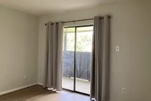 3075 Walnut Bend Ln, Houston, TX 77042 - Photo 10