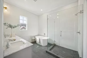 4028 Blossom St, Houston, TX 77007 - Photo 34
