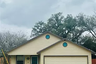 206 Milentz St, Columbus, TX 78934 - Photo 1