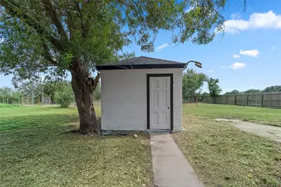 16752 Rio Rancho Road, Primera, TX 78552 - Photo 18