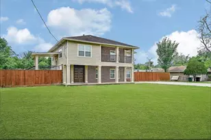 12430 Pecan Ct, Houston, TX 77013 - Photo 2