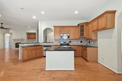 12811 Flat Creek Drive, Pearland, TX 77584 - Photo 12