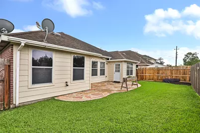 6030 Sandy Creek Drive, Baytown, TX 77523 - Photo 30