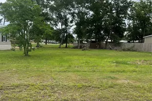 672 Wexford Dr, Conroe, TX 77303 - Photo 2