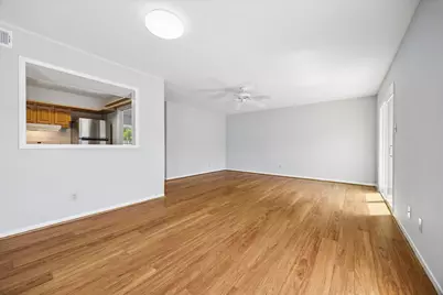 9025 Gaylord Drive #109, Houston, TX 77024 - Photo 10