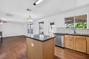 9203 Delmont Park Ln, Houston, TX 77075 - Photo 20