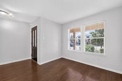 9203 Delmont Park Lane, Houston, TX 77075 - Photo 6
