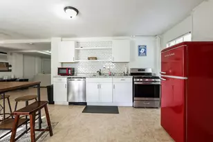 2219 72nd St, Galveston, TX 77551 - Photo 4