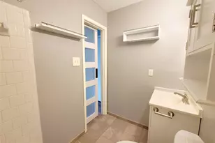 3923 Issacks Way, Sugar Land, TX 77479 - Photo 4