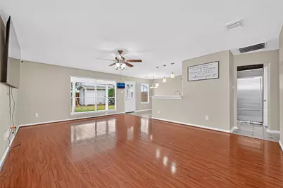 647 Hollandbridge Lane, Houston, TX 77073 - Photo 4