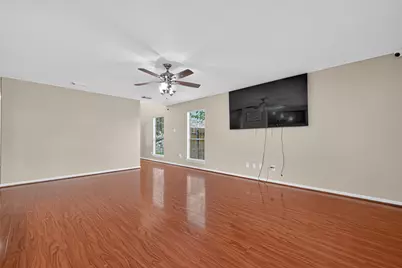 647 Hollandbridge Lane, Houston, TX 77073 - Photo 6