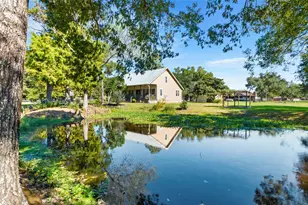 5101 W Zephyr Dr, Alvin, TX 77511 - Photo 1