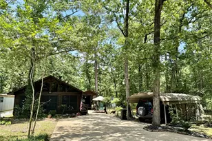 1347 Cardinal Ln, Trinity, TX 75862 - Photo 1