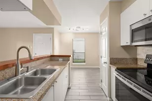 15534 Zabolio Dr, Webster, TX 77598 - Photo 12