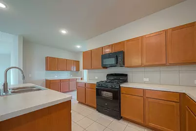 4435 Painted Bunting Lane, Baytown, TX 77521 - Photo 14